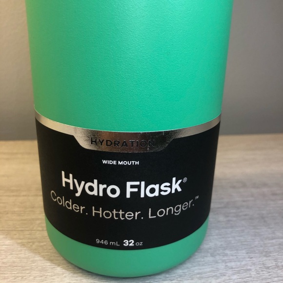 NWT Green Hydro Flask Water Bottle 32oz - Picture 5 of 6